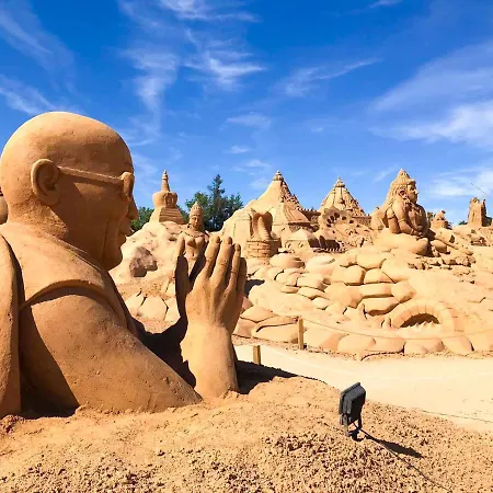 Apartment New Stunning Ocean Aprt In 